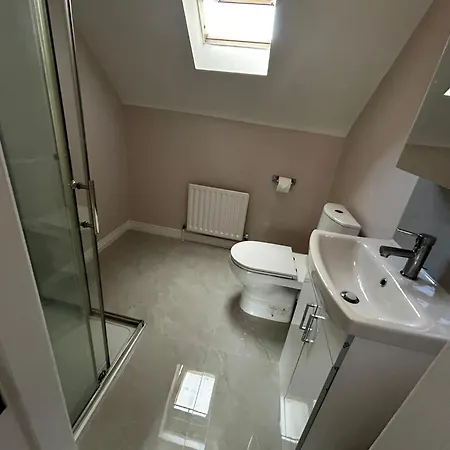 Nyaraló - 3 Bedroom Cosy - Sleeps Max 7 Dublin