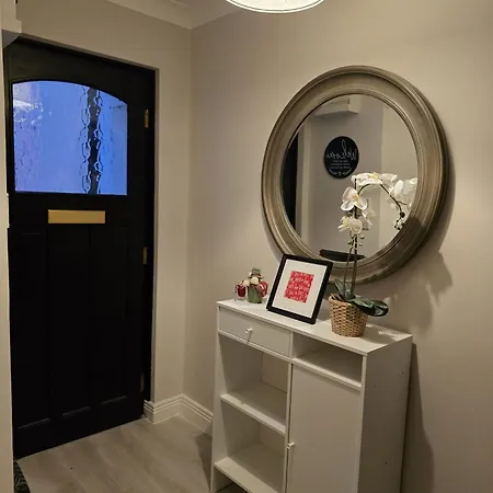 بيت للعطل - 3 Bedroom Cosy - Sleeps Max 7