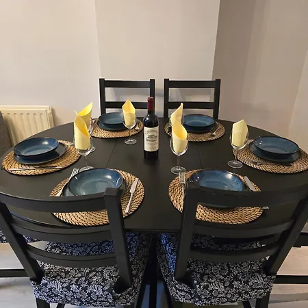 Nyaraló - 3 Bedroom Cosy - Sleeps Max 7 Dublin
